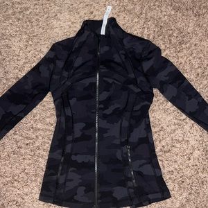 Lululemon define jacket - size 6 - worn once